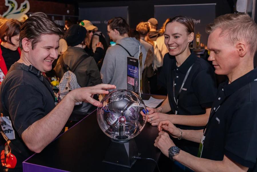 Энергияигры: как прошла презентация UGREEN x Genshin Impact вМоскве Энергияигры: как прошла презентация UGREEN x Genshin Impact вМоскве