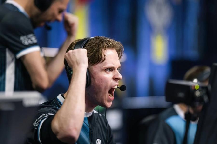 Российская команда Virtus.pro проигрывает GamerLegion на турнире IEM Cologne 2025 по CS2 Обложка: Radoslaw Makuch